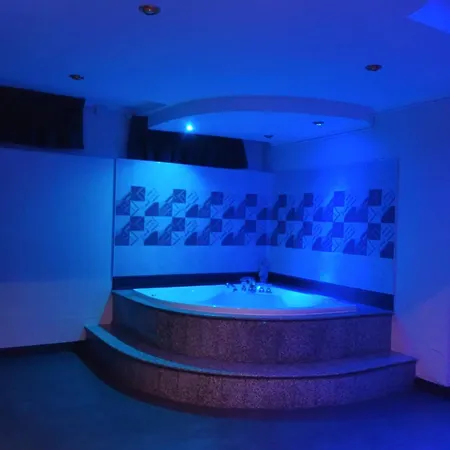 Apartment 75 Sqm Studio Type Jacuzzi Apartment 101 A
