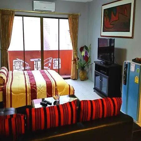 Nemos And Massage Hotel