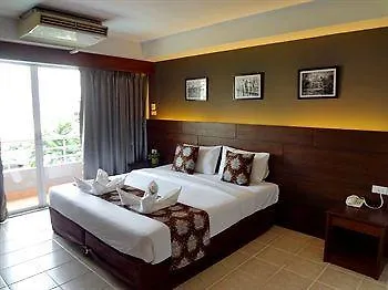 Holiday 4* Pattaya