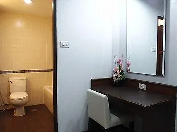 Holiday Hotel