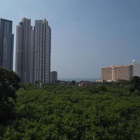 Apartment Ad Condominium Wongamat 710