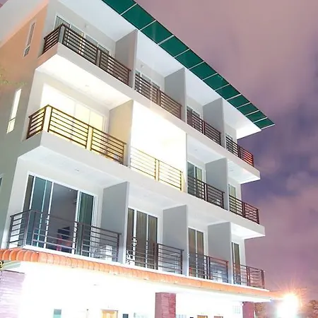 Nipa Aparthotel