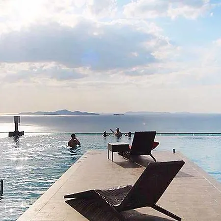 Apartment Wong Amat Tower By Khun Tid Pattaya