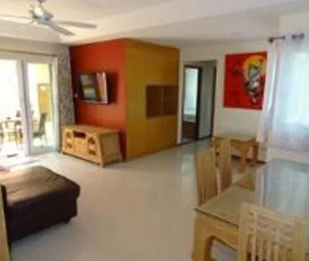 Apartment Rm Wiwat *