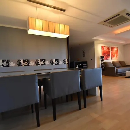 อพาร์ทเม้น View Talay 6 Wongamat Pattaya