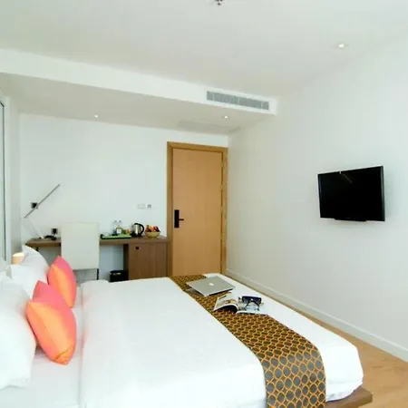 Seven Zea Chic Hotel 4*