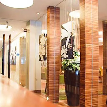 Hotel Baboona Beachfront Living 3*