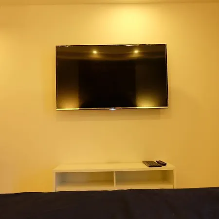 Apartment Azure Studio 409 *