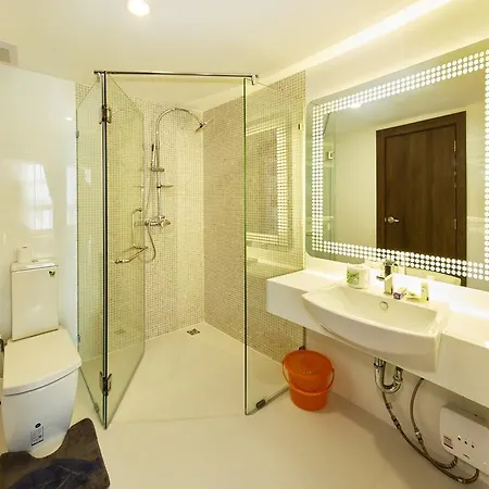 Serenity By Fantasea Beach Apartment