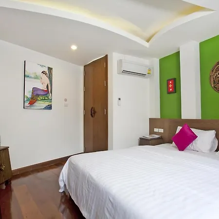 Jomtien Lotus Villa *