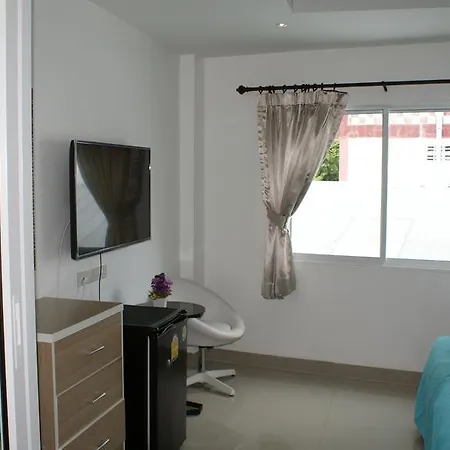 W-9 * Pattaya