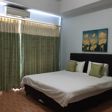 Nichanan * Pattaya