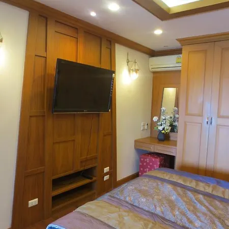 Apartment Wongamat Private Top Location Naklua Pattaya