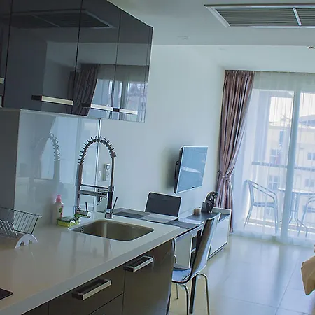 Apartment Condominium Centara Pattaya