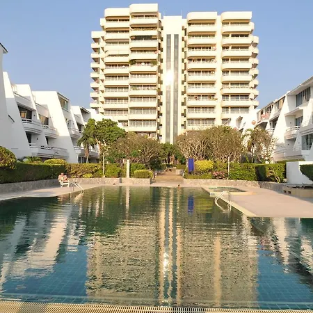 Apartment Chom Talay