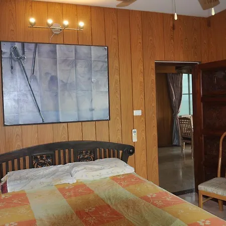 Apartment Chom Talay *