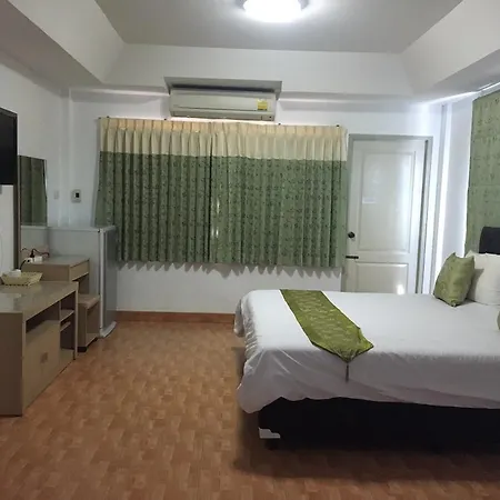 Nichanan * Pattaya