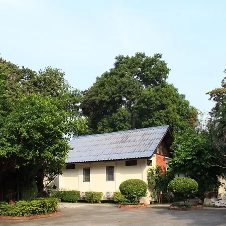 The Garden Resort 3*