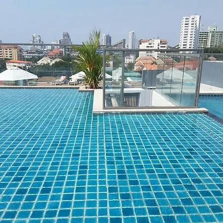 Water Park Apartment *