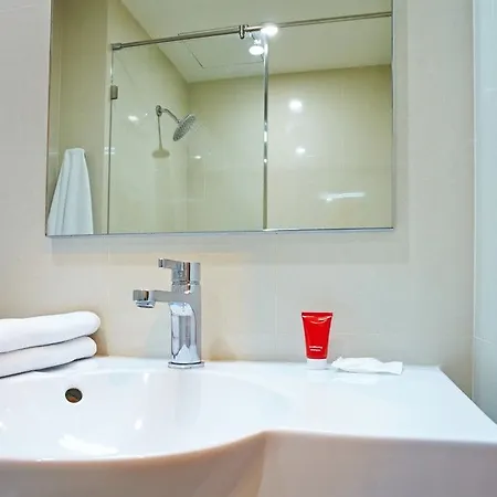 Easy Planet Hotel