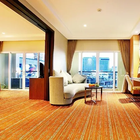 Intimate - Sha Extra Hotel Pattaya