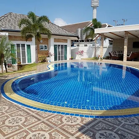 Villa With Private Pool *