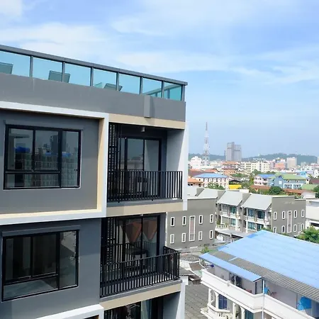 Apartment The Urban By Realty