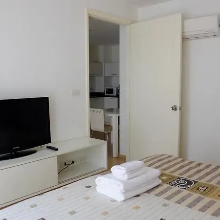 Apartment The Urban By Realty