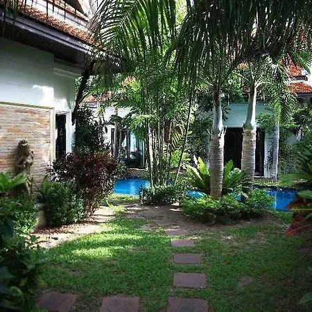 Paradise Beach Garden
