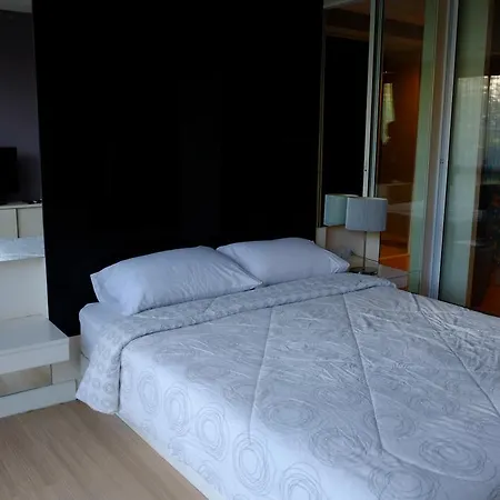 Apartment The Urban By Realty