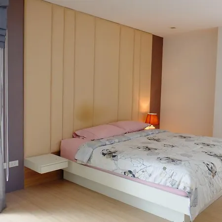 Apartment The Urban By Realty