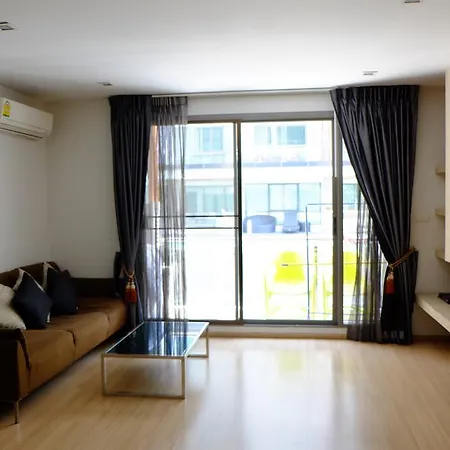 The Urban By Realty Apartment