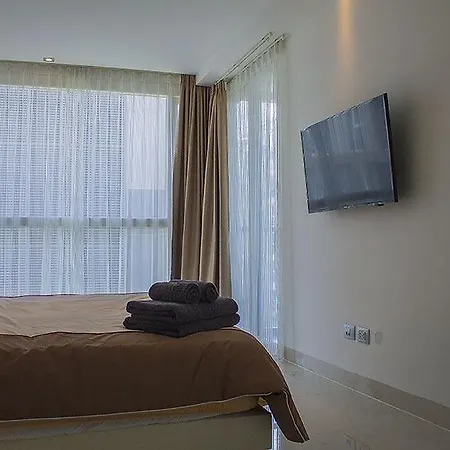 Condominium Centara *