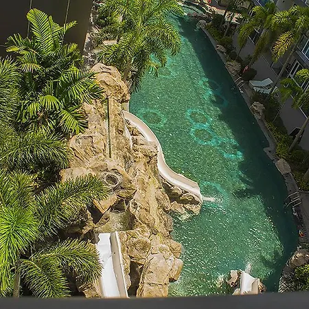 Condominium Centara *