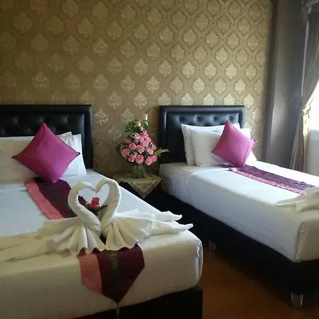 Hotel The Sun &