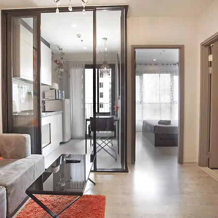 Apartment The Base Infinity