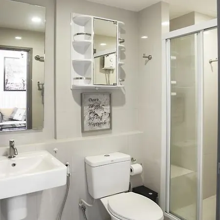 Apartment The Base Infinity Pattaya