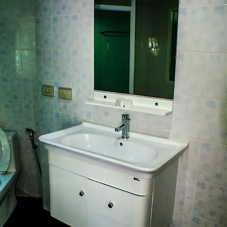 Apartment W-9