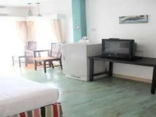 Ease Coast Hotel