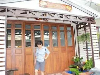 Anzac Wooden Guest House & Cafe Shop Pattaya