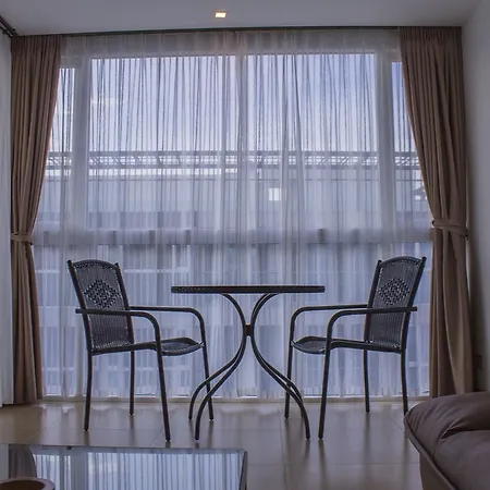 Condominium Centara *