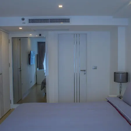 Condominium Centara *