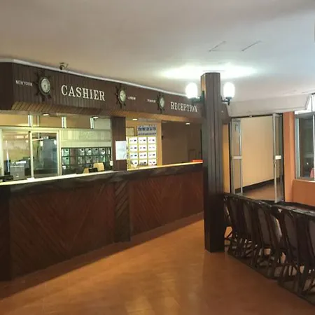 Hotel At Nine 2*