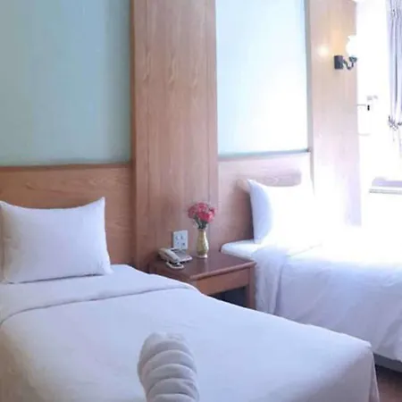 Hotel At Nine