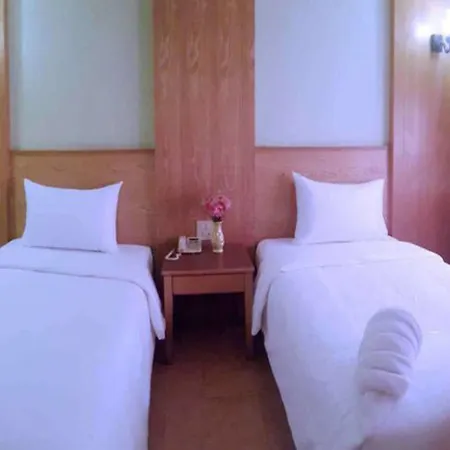 Hotel At Nine