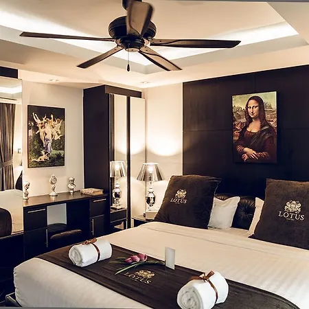 In Hotel 4*