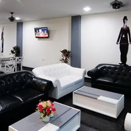 Chaplin Hotel