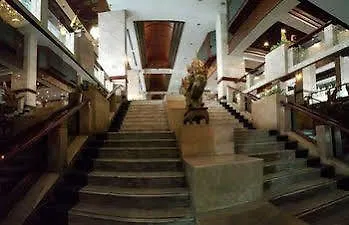 Centre