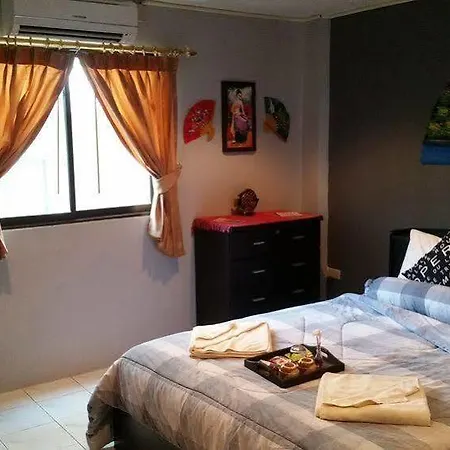 Hotel Nemos And Massage