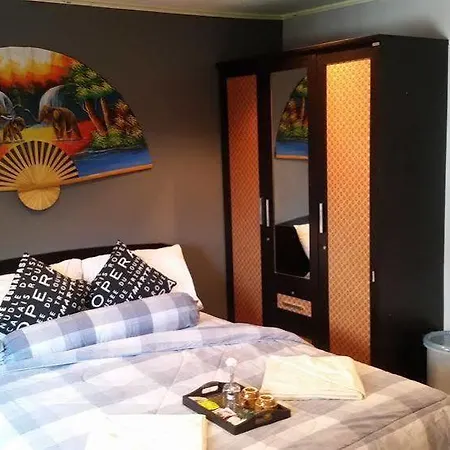 Hotel Nemos And Massage